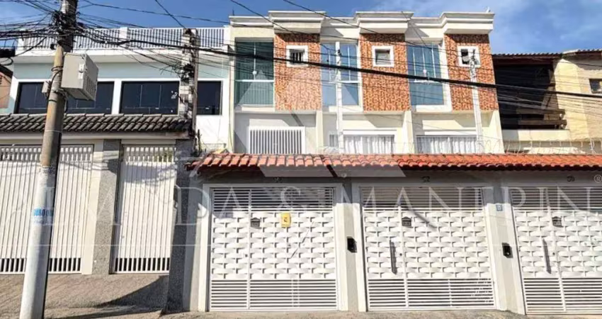 Sobrado à venda de porteira fechada com 3 dormitórios, suíte, quintal gourmet e 2 vagas – vila salete/sp