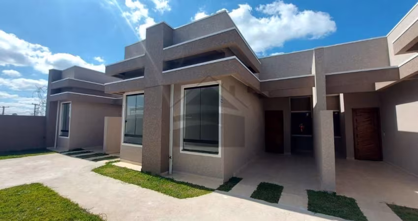 Casa à Venda em Campo de Santana - Curitiba