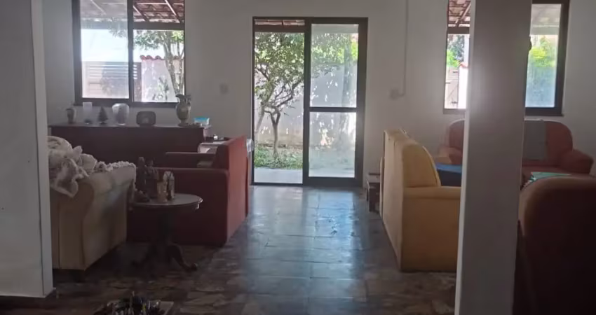 Casa com 3 quartos a venda, 300 m2 por r$ 550.000,00- cafubá