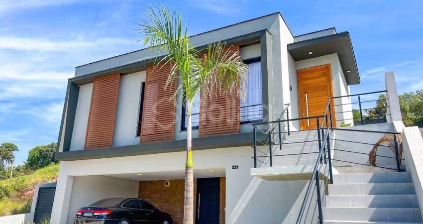 Casa em condomínio para comprar no Condomínio Villa D´Oro em Vinhedo, interior de São Paulo.