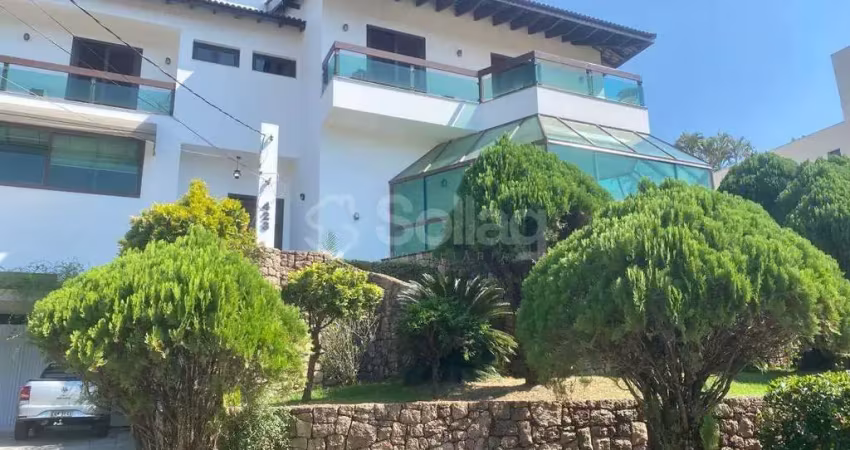 Casa em condomínio para alugar no Condomínio Estância Marambaia em Vinhedo, interior de São Paulo.
