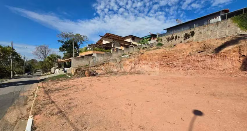 Terreno para comprar em aclive com linda vista no condomínio vista alegre café na cidade de vinhedo - sp
