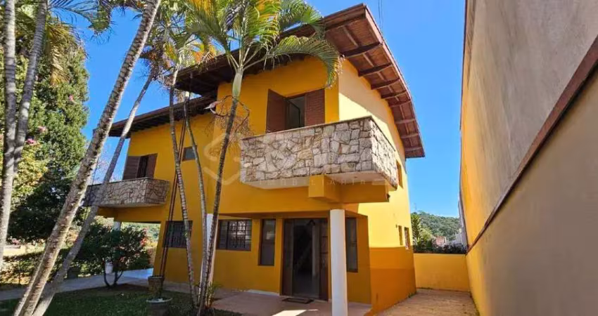 Casa para comprar no bairro residencial nova itália na cidade de valinhos - sp ótima localização o que facilita o dia a dia.