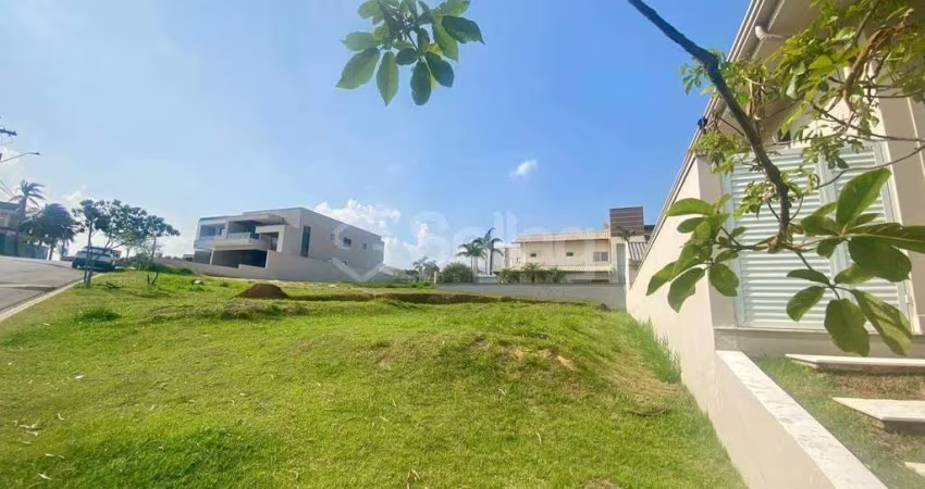 Terreno à venda no Residencial Reserva das Palmeiras em Valinhos - interior de São Paulo.