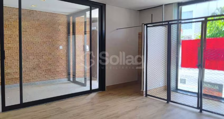 Sala comercial com vitrine para alugar no Centro de Vinhedo-SP