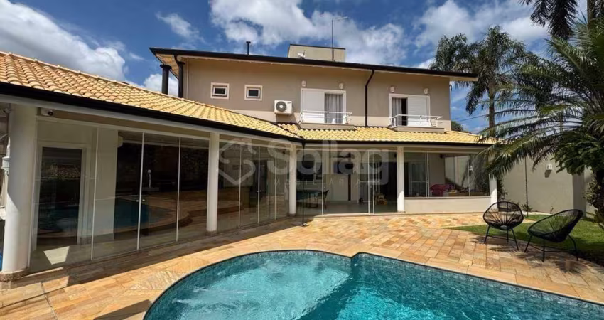 Casa a venda no Condomínio Morada das nascentes em Valinhos.