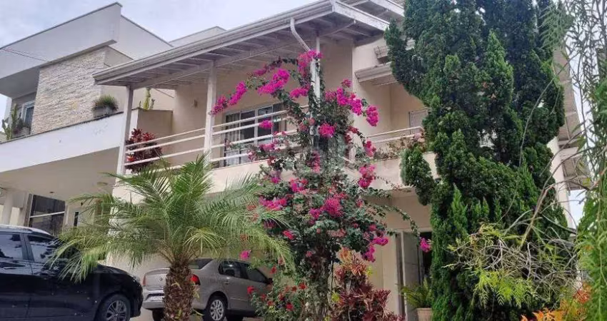 Casa em condomínio a venda com quatro dormitórios no condomínio vila di treviso em vinhedo.