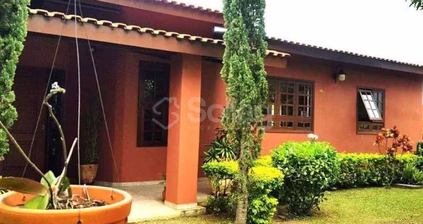 Casa à venda no bairro pinheirinho em vinhedo, interior de são paulo!