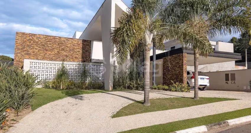 Casa térrea exclusiva no condomínio villa d’oro – vinhedo/sp