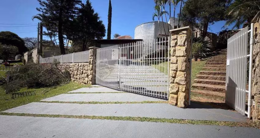 Casa á venda no condomínio estância marambaia, em vinhedo, interior de são paulo.