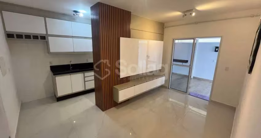 Apartamento garden para alugar com 02 quartos em vinhedo.