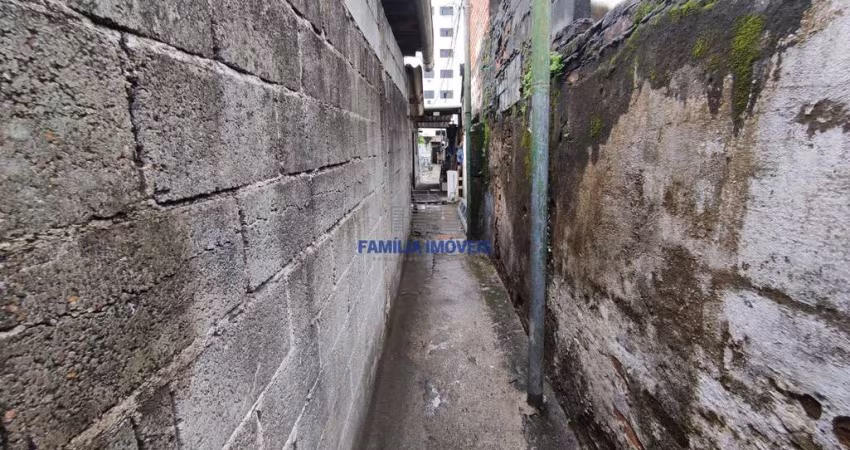 Terreno à venda na Avenida Senador Feijó, --, Encruzilhada, Santos