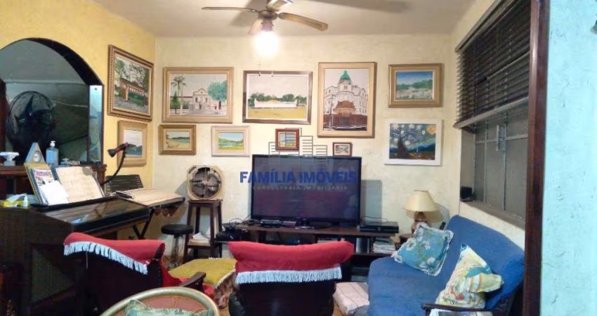 Casa com 4 quartos à venda na Rua Luís de Camões, --, Encruzilhada, Santos