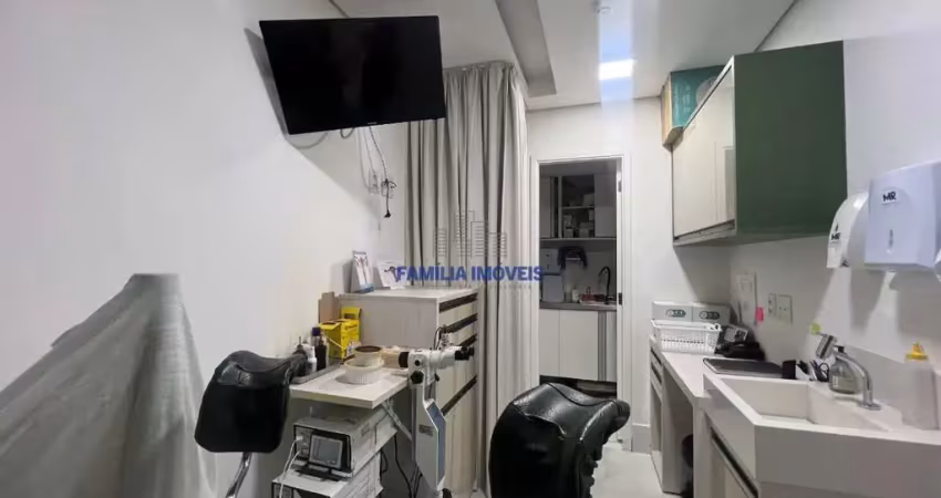 Sala comercial para alugar na Avenida Washington Luiz, --, Boqueirão, Santos