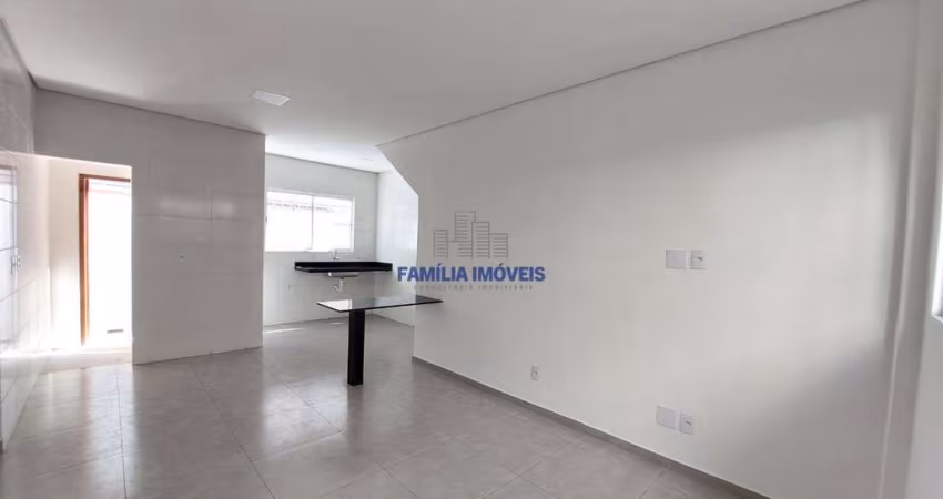 Casa em condomínio fechado com 2 quartos à venda na Rua Dom Lara, --, Vila Valença, São Vicente