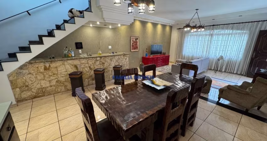 Casa em condomínio fechado com 4 quartos à venda na Rua Gastão Bousquet, --, Vila São Jorge, Santos