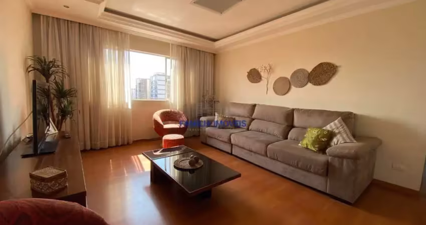 Apartamento com 3 quartos para alugar na Rua Oswaldo Cochrane, --, Embaré, Santos