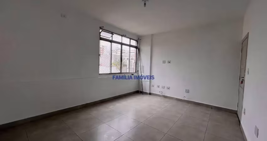 Apartamento com 3 quartos para alugar na Rua Alexandre Martins, --, Aparecida, Santos