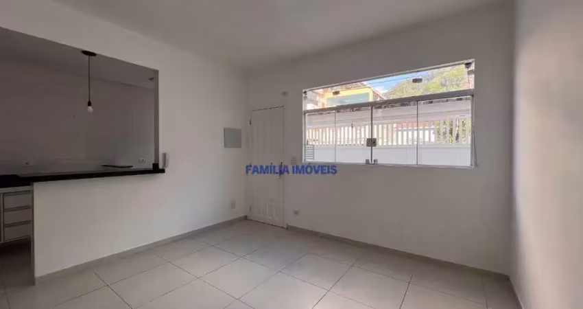 Casa em condomínio fechado com 2 quartos para alugar na Rua Dona Ana Nery, --, Marapé, Santos