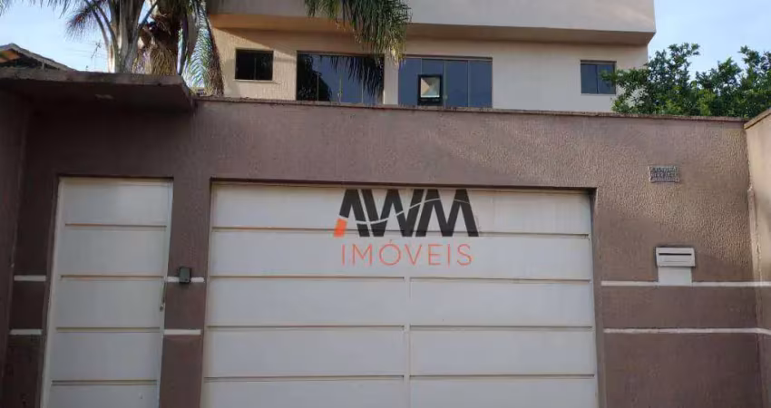 Sobrado com 5 quartos à venda, 500 m² por R$ 1.800.000