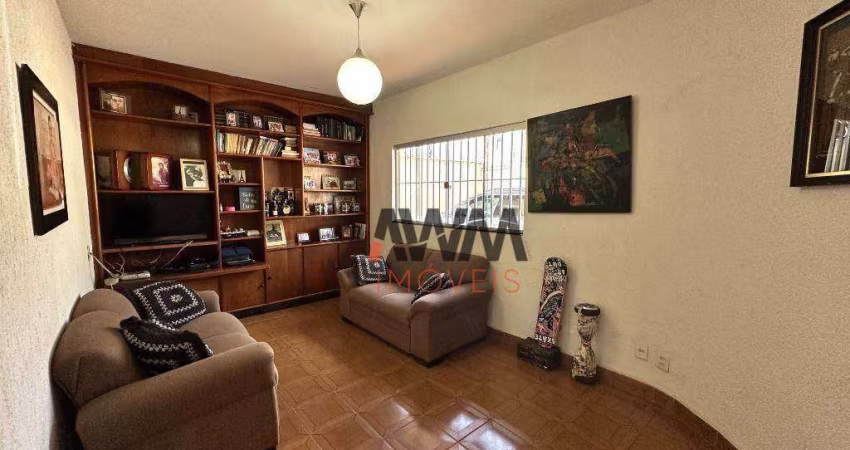 Casa com 3 quartos à venda, 220 m² por R$ 710.000 - Jardim Planalto - Goiânia/GO