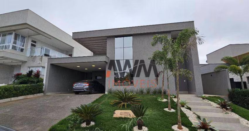 Oportunidade!! Casa em condomínio com 4 suítes e 235m² no Residencial Goiânia Golfe Clube, Go