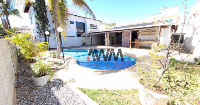 Casa com 2 quartos, 1 suíte no Jardins Madri para alugar, 145 m² por R$ 7.800/mês - Jardins Madri - Goiânia/GO