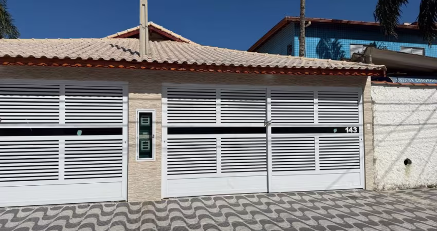 Casa Nova à Venda no Bairro Maracanã – Praia Grande/SP