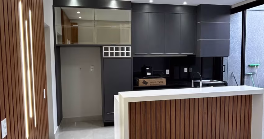 Linda Casa no Condomínio Mantova