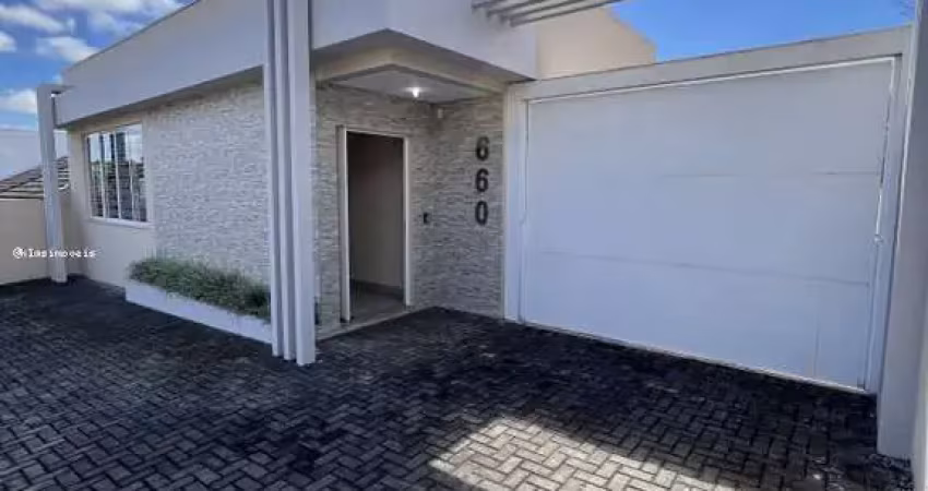 Casa para Venda em Ponta Grossa, Uvaranas, 6 dormitórios, 1 suíte, 3 banheiros, 6 vagas
