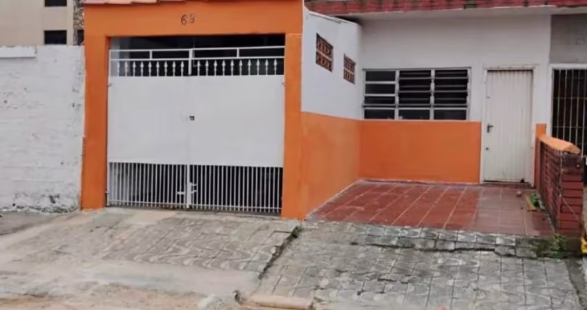 Casa em ótima localização no Caiçara