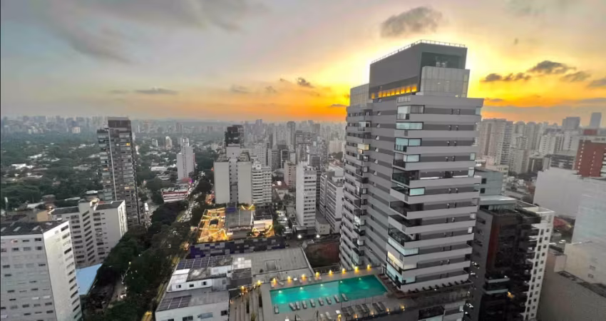More próximo (3 min) do metrô Oscar Freire | Apartamento mobiliado no VN Capote Valente, Rua Capote Valente, 80 - Pinheiros