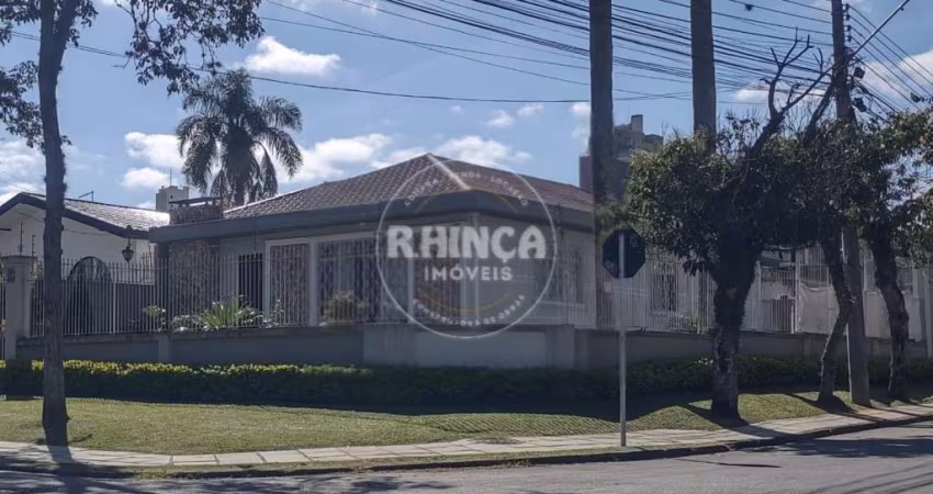 Residência Comercial com 4 quartos  à venda, 284.00 m2 por R$1450000.00  - Novo Mundo - Curitiba/PR