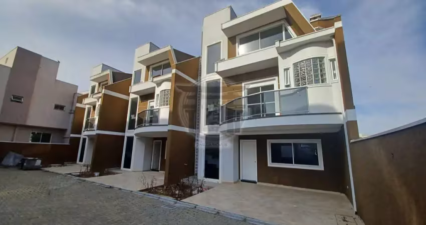 Casa em condomínio fechado com 4 quartos à venda na Rua Wagia Kassab Khury, 155, São Lourenço, Curitiba