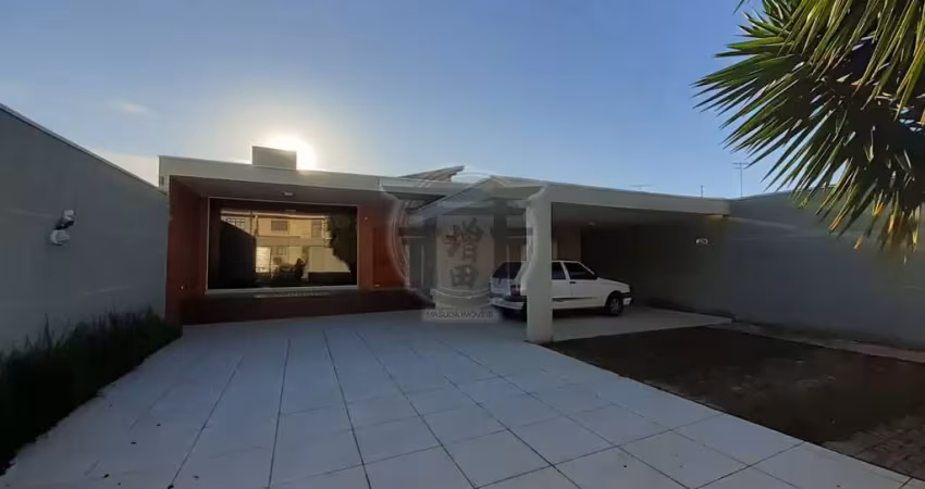 Casa com 2 quartos para alugar no Guabirotuba, Curitiba 