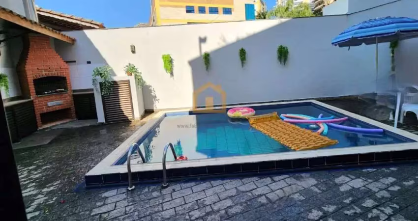 Casa sobreposta baixa com piscina e churrasqueira 3 dormitórios – ponta da praia / santos