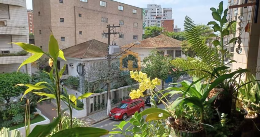 Apartameento com 4 Dormitórios, sendo 2 Suítes, Dependência de Empregada completa. Ponta da Praia, em Santos/SP.