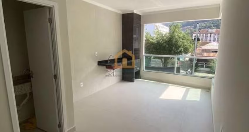 Casa com 3 dormitórios à venda por R$ 830.000,00 - Marapé - Santos/SP