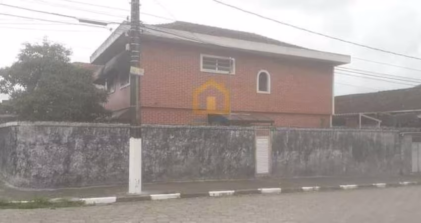 Casa com 3 dormitórios à venda, 183 m² por R$ 449.000,00 - Catiapoã - São Vicente/SP