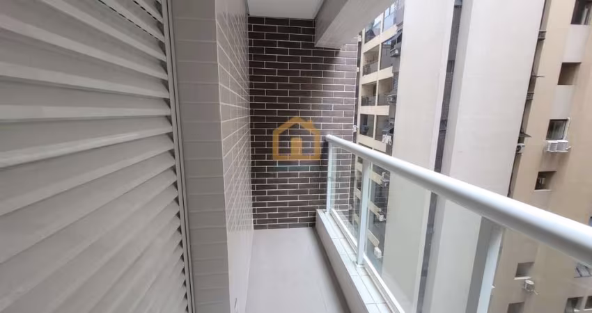 Apartamento  02 Suítes sendo 01 com Sacada- Santos/SP