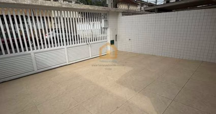 Casa Térrea, 03 quartos grandes, todos com suítes: