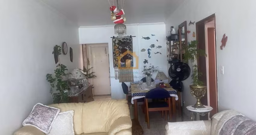 Apartamento Amplo com 3 Dormitórios e 2 Vagas para Carro no Melhor Local!