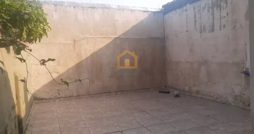 Casa sobrado  reformado na vila mathias – santos/sp