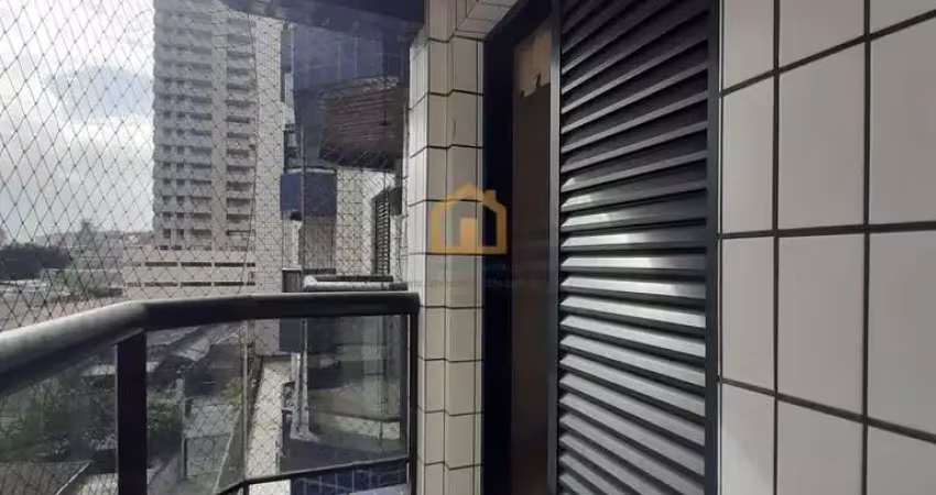 Apartamento padrão, 2 dormitórios, sendo 1 suíte com sacada.