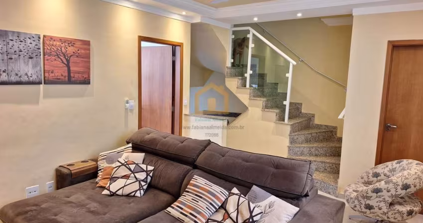 Casa Duplex   3 dormitórios (sendo 1 suíte)