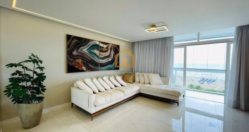 Apartamento Frente Mar – Impecável, Mobiliado e Recém-Reformado! 