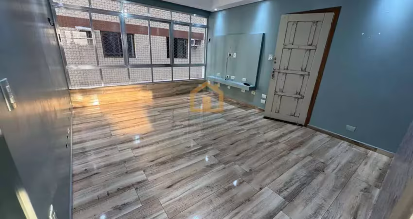 Apartamento de 2 dormitórios  2  banheiro 1 vaga de garagem prédio com elevador e  na quadra  da praia do gonzaguinha , são vicente/sp 