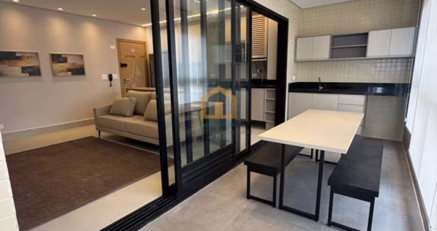 Apartamento Porteira Fechada 2 Dormitorios sendo uma suíte - José Menino, Santos/SP