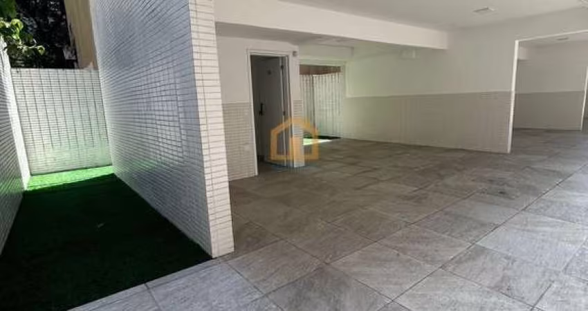 Casa Ampla com 3 Dormitórios | 3 Suítes | 145m² |
