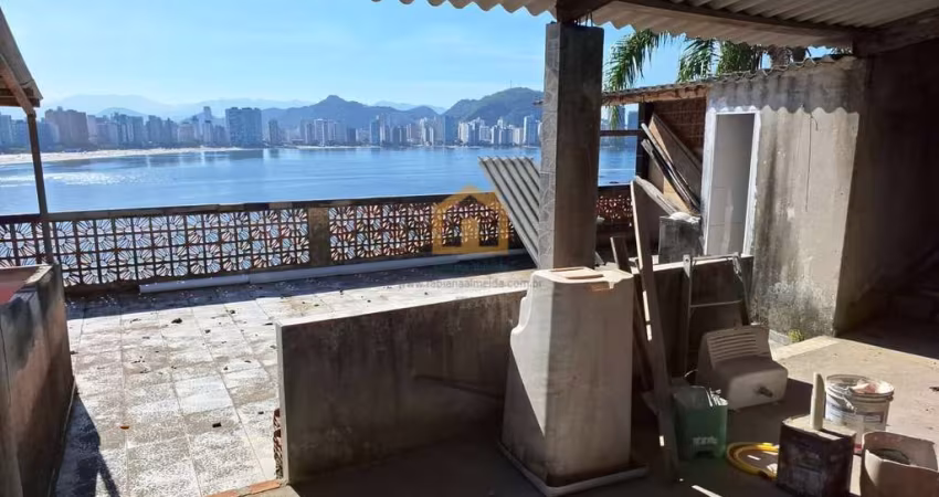 Casa Assobrada - Parque Prainha - São Vicente/SP.